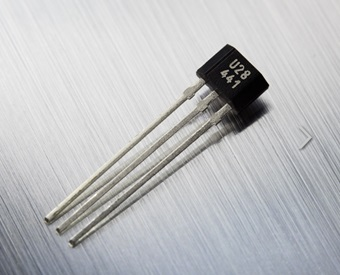 Melexis邁來(lái)芯US2882雙極霍爾效應(yīng)開(kāi)關(guān)