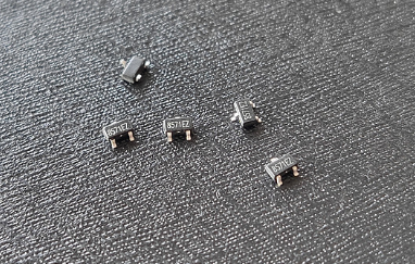 megntek麥歌恩微電子MT8571冰箱門全極性霍爾開(kāi)關(guān)傳感器IC芯片元件